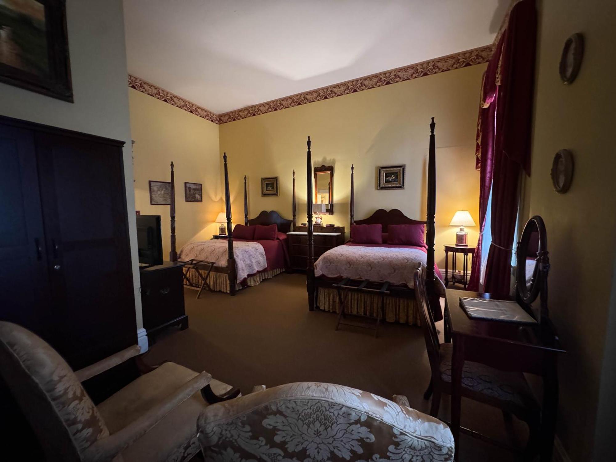 The Guest House Historic Mansion Натчез Екстер'єр фото