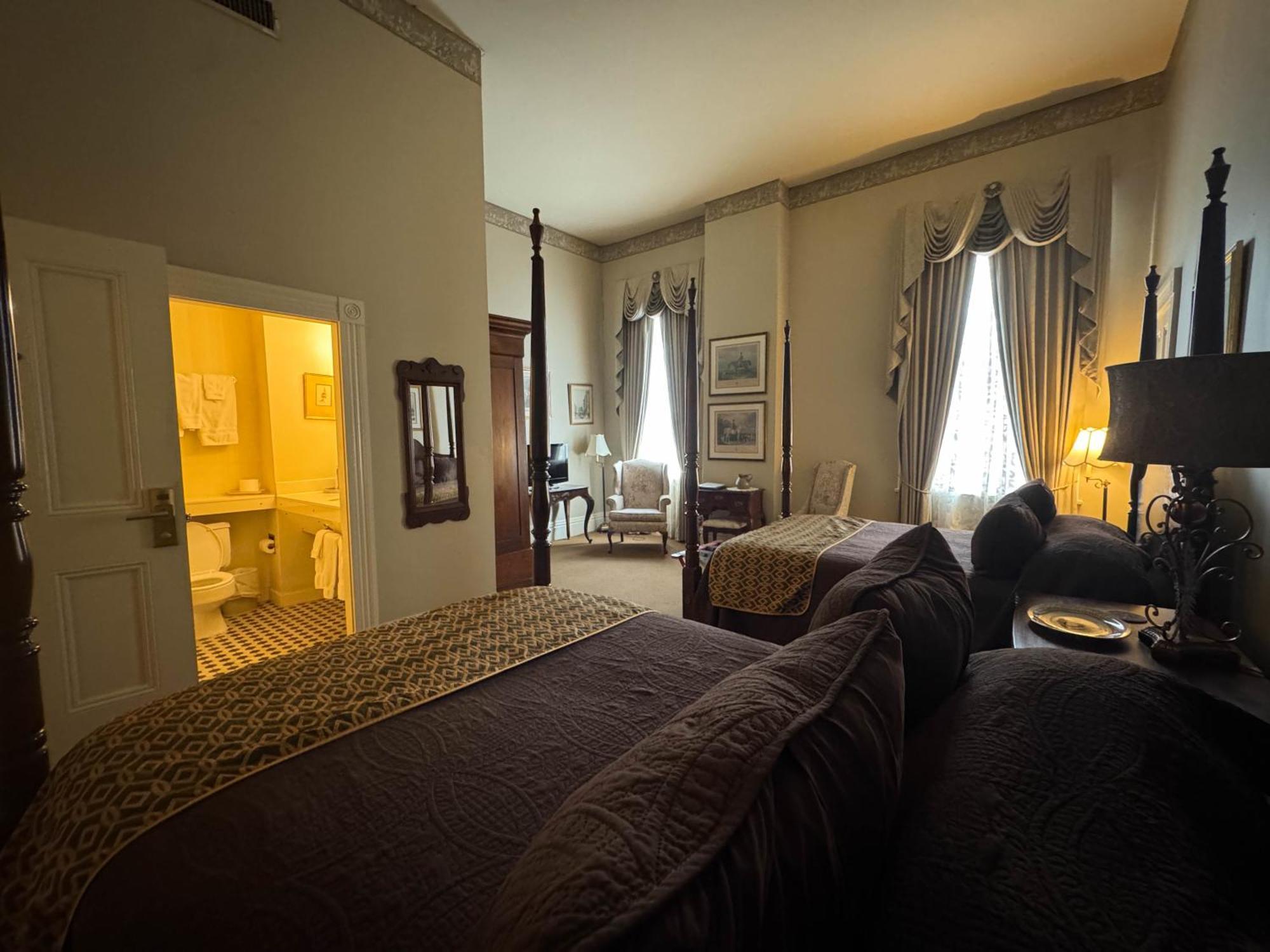 The Guest House Historic Mansion Натчез Екстер'єр фото