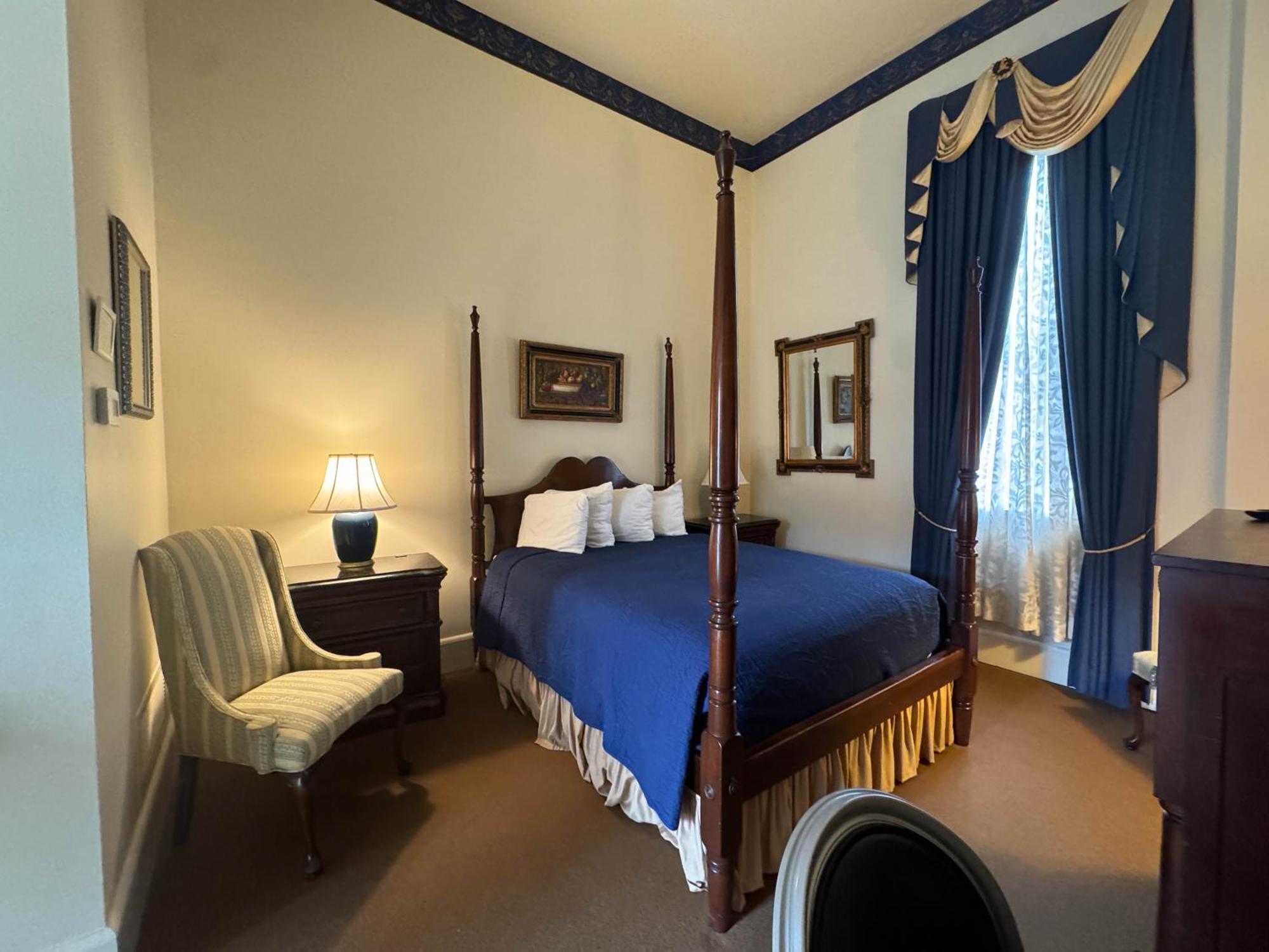 The Guest House Historic Mansion Натчез Екстер'єр фото